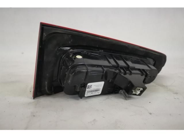 bontott MERCEDES-BENZ GLS Hátsó Lámpa Középső