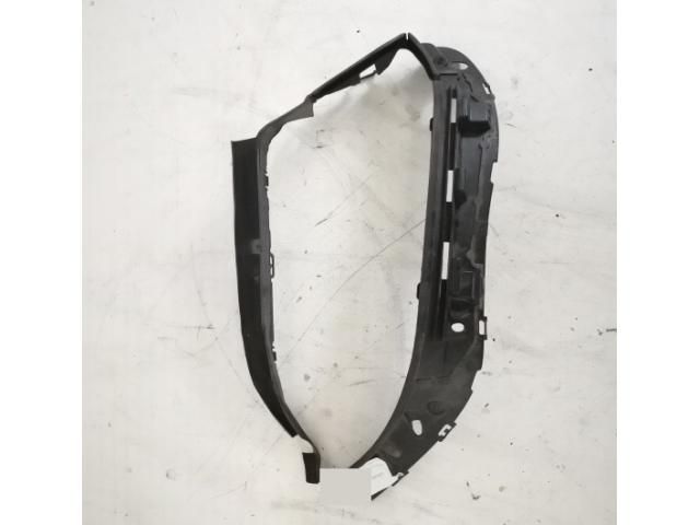 bontott MERCEDES-BENZ GLS Jobb Fényszóró Lámpakeret