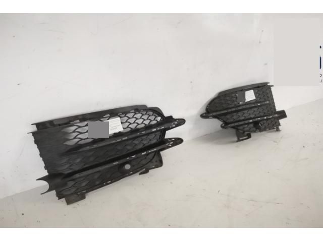 bontott MERCEDES-BENZ GLS Jobb Ködlámpa Rács