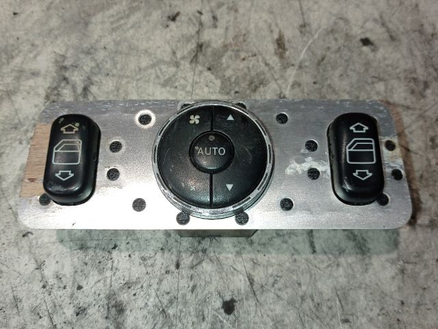 bontott MERCEDES-BENZ M-CLASS Ablakemelő Kapcsoló Négyes / Kettes