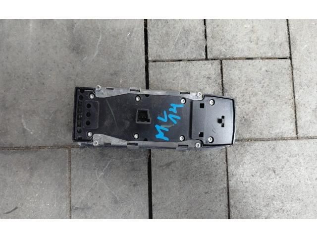 bontott MERCEDES-BENZ M-CLASS Ablakemelő Kapcsoló Négyes / Kettes