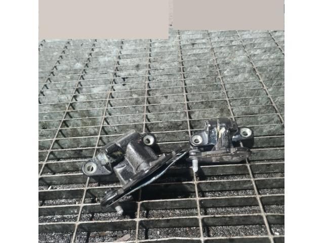 bontott MERCEDES-BENZ M-CLASS Ajtó Zsanér (Pozíciófüggetlen)