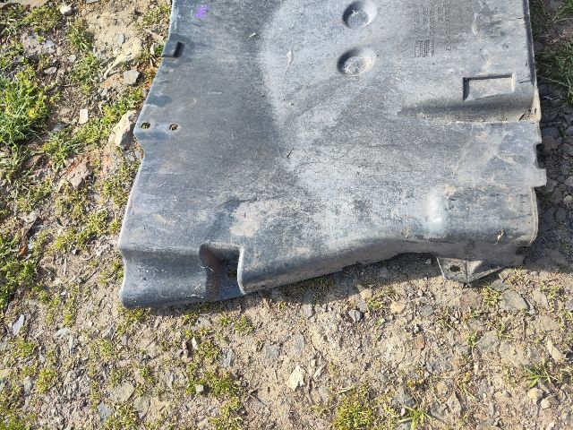 bontott MERCEDES-BENZ M-CLASS Alsó Motorburkolat