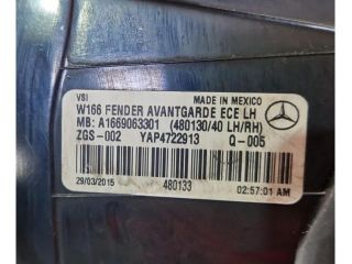 bontott MERCEDES-BENZ M-CLASS Bal Belső Hátsó Lámpa