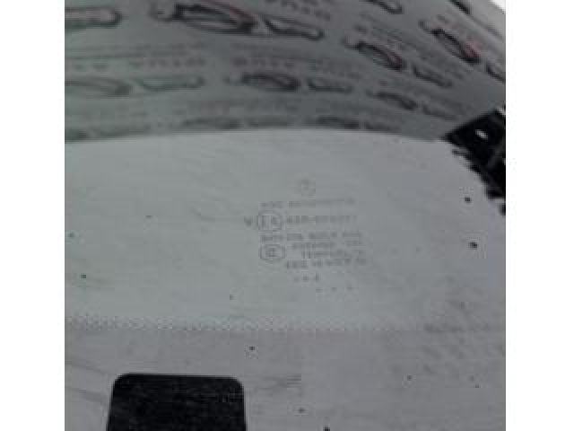 bontott MERCEDES-BENZ M-CLASS Bal C Oszlop Oldalablak Üveg