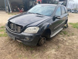 bontott MERCEDES-BENZ M-CLASS Bal első Belső Kilincs