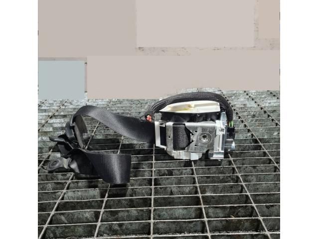 bontott MERCEDES-BENZ M-CLASS Bal első Biztonsági Öv