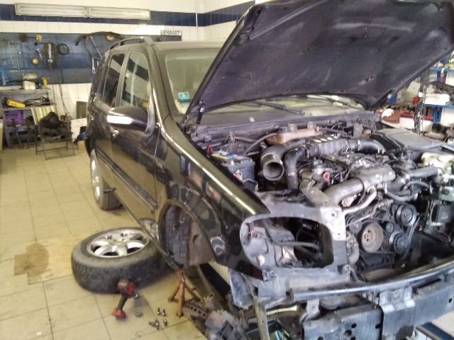 bontott MERCEDES-BENZ M-CLASS Bal első Biztonsági Öv