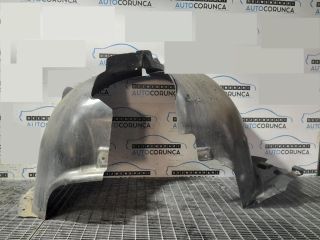 bontott MERCEDES-BENZ M-CLASS Bal első Dobbetét (Kerékjárati, Műanyag)