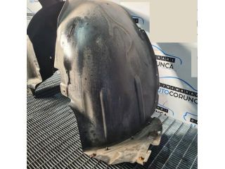 bontott MERCEDES-BENZ M-CLASS Bal első Dobbetét (Kerékjárati, Műanyag)