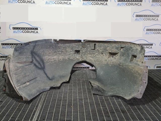 bontott MERCEDES-BENZ M-CLASS Bal első Dobbetét (Kerékjárati, Műanyag)