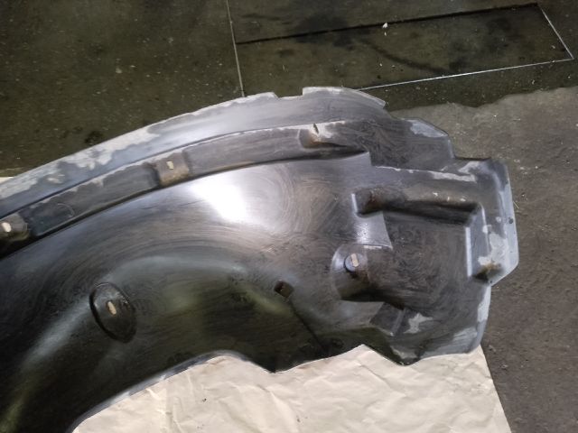 bontott MERCEDES-BENZ M-CLASS Bal első Dobbetét (Kerékjárati, Műanyag)