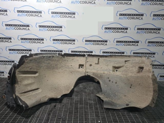 bontott MERCEDES-BENZ M-CLASS Bal első Dobbetét (Kerékjárati, Műanyag)