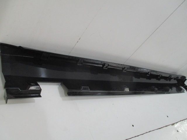 bontott MERCEDES-BENZ M-CLASS Bal első Küszöb Díszléc