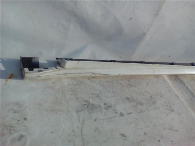 bontott MERCEDES-BENZ M-CLASS Bal első Küszöb Díszléc