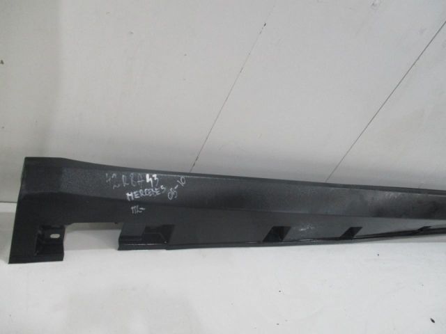 bontott MERCEDES-BENZ M-CLASS Bal első Küszöb Díszléc