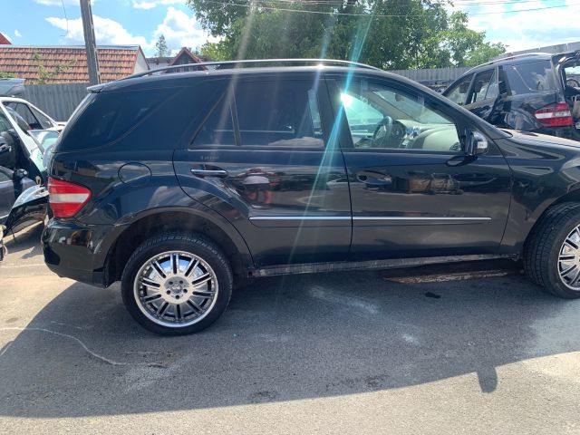 bontott MERCEDES-BENZ M-CLASS Bal első Ütközéscsillapító