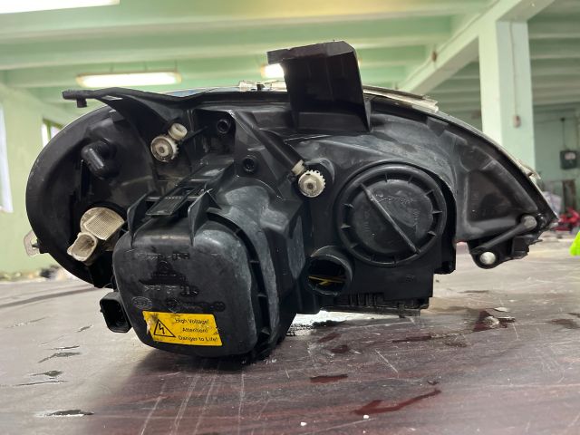 bontott MERCEDES-BENZ M-CLASS Bal Fényszóró