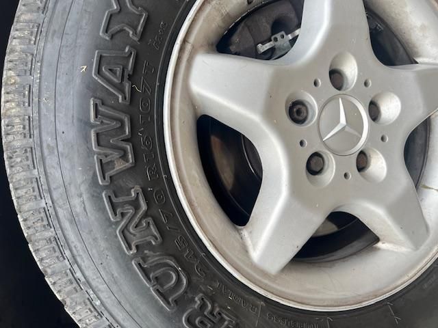 bontott MERCEDES-BENZ M-CLASS Bal Fényszóró