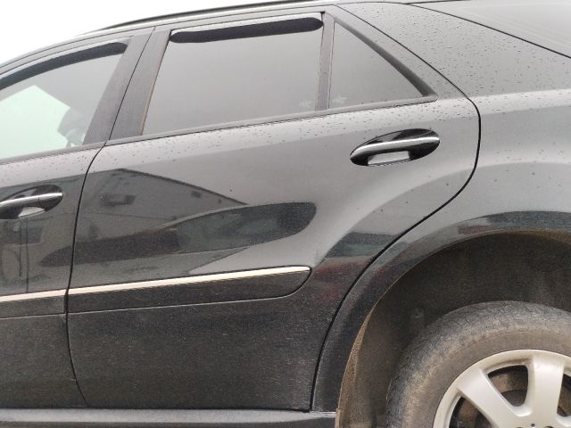 bontott MERCEDES-BENZ M-CLASS Bal hátsó Ajtó (Üres lemez)