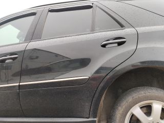 bontott MERCEDES-BENZ M-CLASS Bal hátsó Ajtó (Üres lemez)