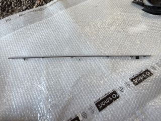 bontott MERCEDES-BENZ M-CLASS Bal hátsó Küszöb Díszléc