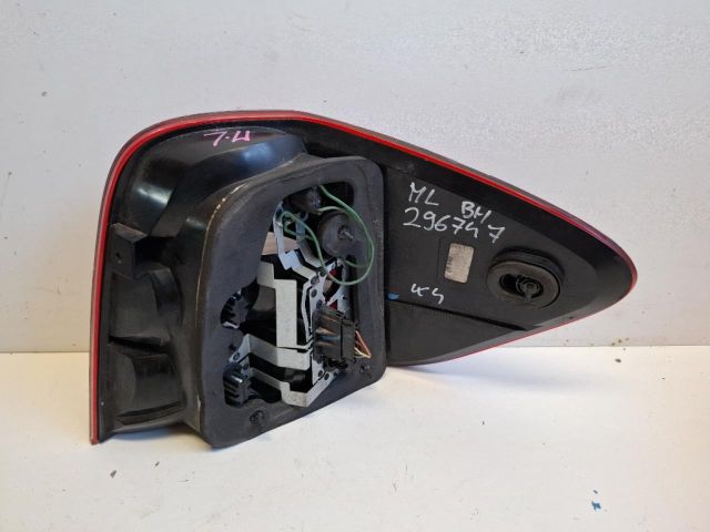 bontott MERCEDES-BENZ M-CLASS Bal Hátsó Lámpa