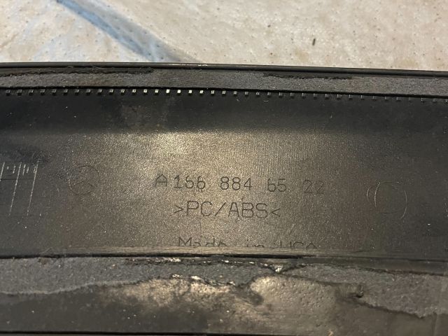 bontott MERCEDES-BENZ M-CLASS Bal hátsó Sárvédő Díszléc