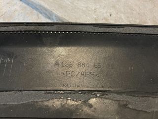 bontott MERCEDES-BENZ M-CLASS Bal hátsó Sárvédő Díszléc