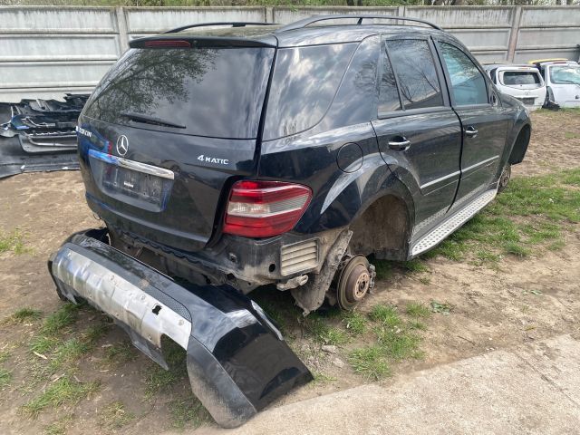 bontott MERCEDES-BENZ M-CLASS Beltér Világítás Hátsó