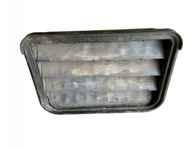 bontott MERCEDES-BENZ M-CLASS Csomagtér Szellőző Bal