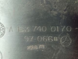 bontott MERCEDES-BENZ M-CLASS Csomagtérajtó Burkolat Felső