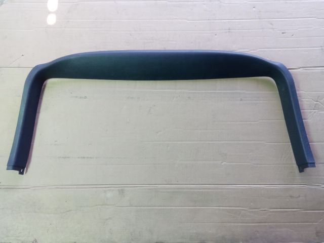 bontott MERCEDES-BENZ M-CLASS Csomagtérajtó Burkolat Felső