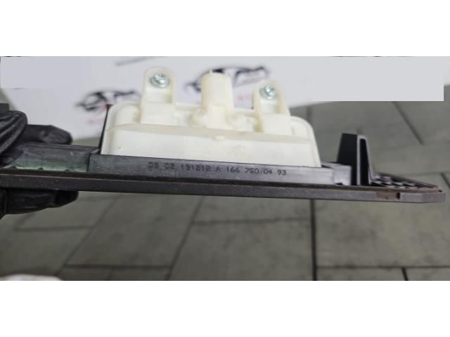 bontott MERCEDES-BENZ M-CLASS Csomagtérajtó Kilincs