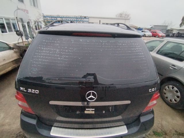 bontott MERCEDES-BENZ M-CLASS Csomagtérajtó (Üres lemez)