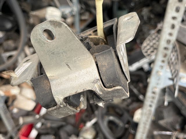 bontott MERCEDES-BENZ M-CLASS Csomagtérajtó Zárszerkezet