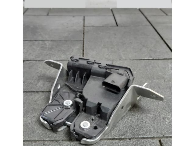 bontott MERCEDES-BENZ M-CLASS Csomagtérajtó Zárszerkezet