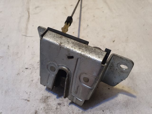 bontott MERCEDES-BENZ M-CLASS Csomagtérajtó Zárszerkezet