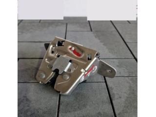 bontott MERCEDES-BENZ M-CLASS Csomagtérajtó Zárszerkezet