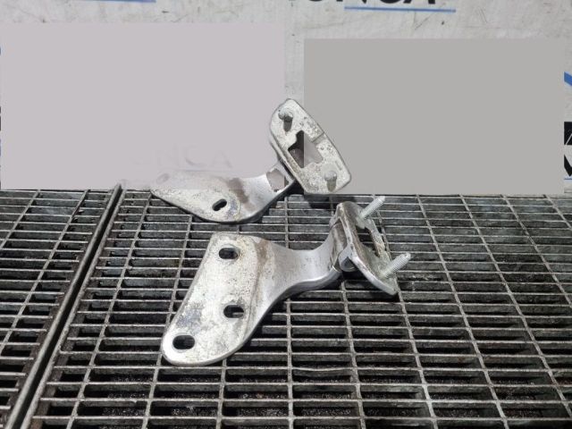 bontott MERCEDES-BENZ M-CLASS Csomagtérajtó Zsanér