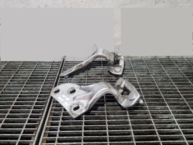 bontott MERCEDES-BENZ M-CLASS Csomagtérajtó Zsanér