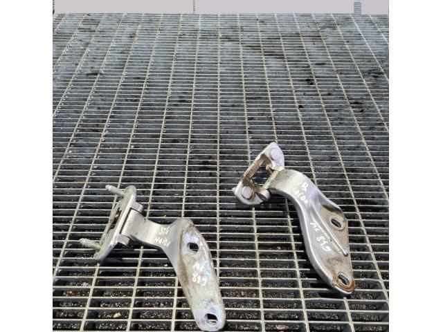 bontott MERCEDES-BENZ M-CLASS Csomagtérajtó Zsanér