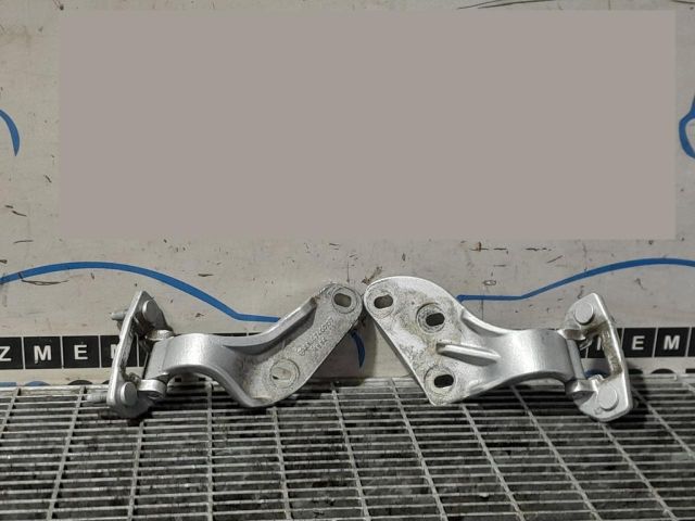 bontott MERCEDES-BENZ M-CLASS Csomagtérajtó Zsanér