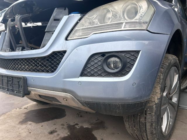 bontott MERCEDES-BENZ M-CLASS Első Lökhárító (Részeivel)
