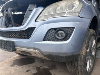 bontott MERCEDES-BENZ M-CLASS Első Lökhárító (Részeivel)