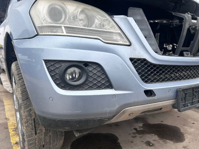 bontott MERCEDES-BENZ M-CLASS Első Lökhárító (Részeivel)