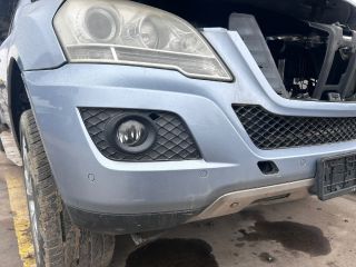 bontott MERCEDES-BENZ M-CLASS Első Lökhárító (Részeivel)