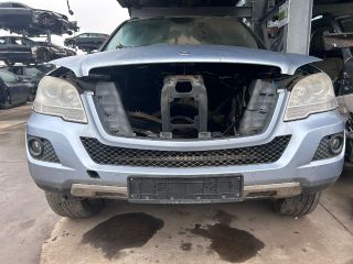 bontott MERCEDES-BENZ M-CLASS Első Lökhárító (Részeivel)