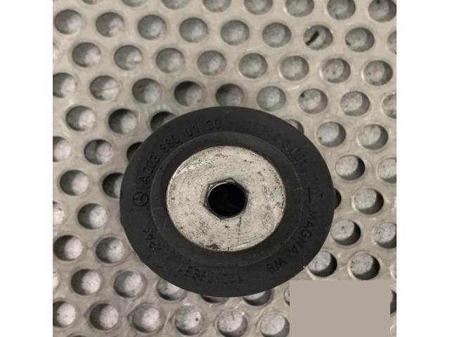 bontott MERCEDES-BENZ M-CLASS Első Lökhárító Tartó Felső