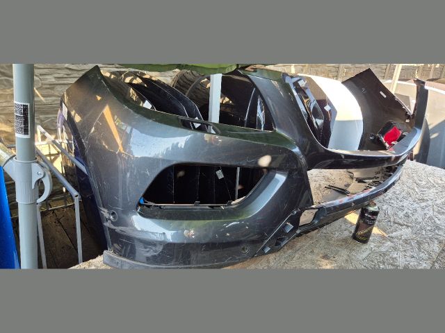 bontott MERCEDES-BENZ M-CLASS Első Lökhárító (Üresen)